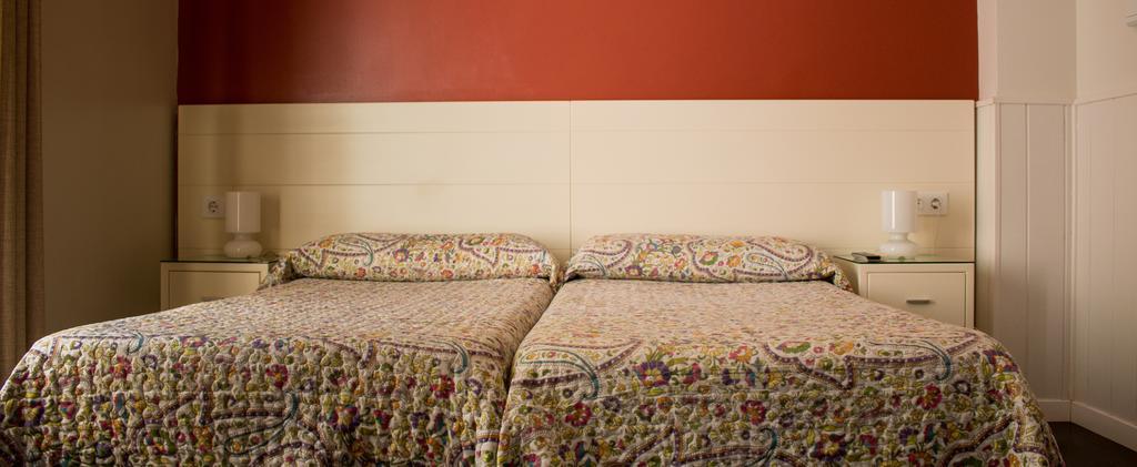 Hostal San Vicente II Σεβίλλη Εξωτερικό φωτογραφία