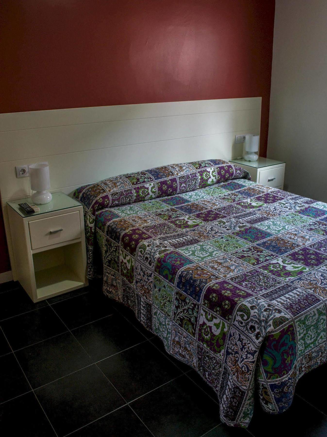 Hostal San Vicente II Σεβίλλη Εξωτερικό φωτογραφία