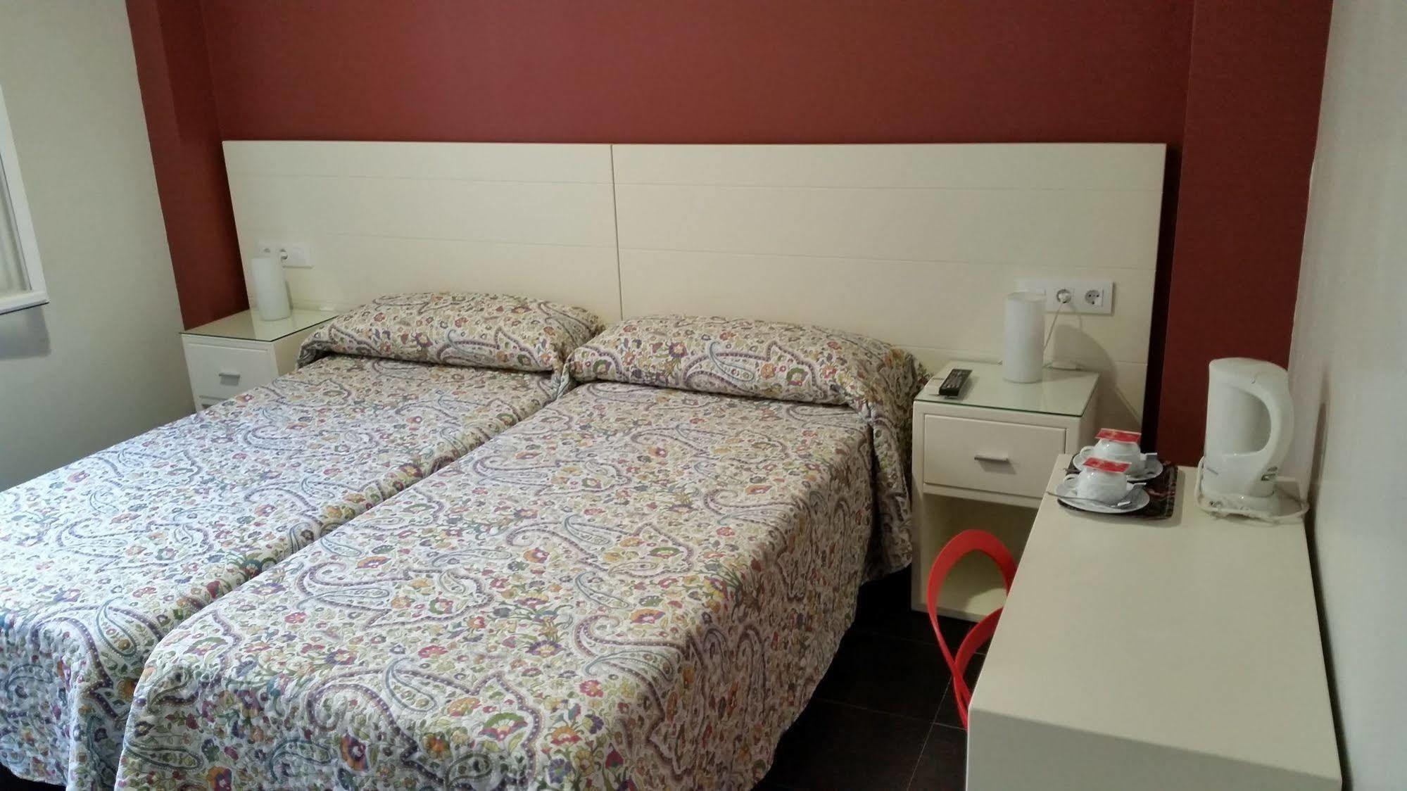 Hostal San Vicente II Σεβίλλη Εξωτερικό φωτογραφία